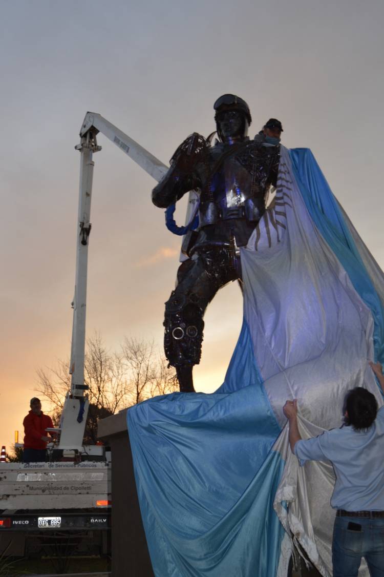 Memorial Islas Georgias del Sur en Cipolletti 