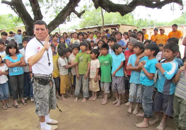 La solidaridad de El Comandante y Radio Puerto Argentino recuerda el viaje al Impenetrable 