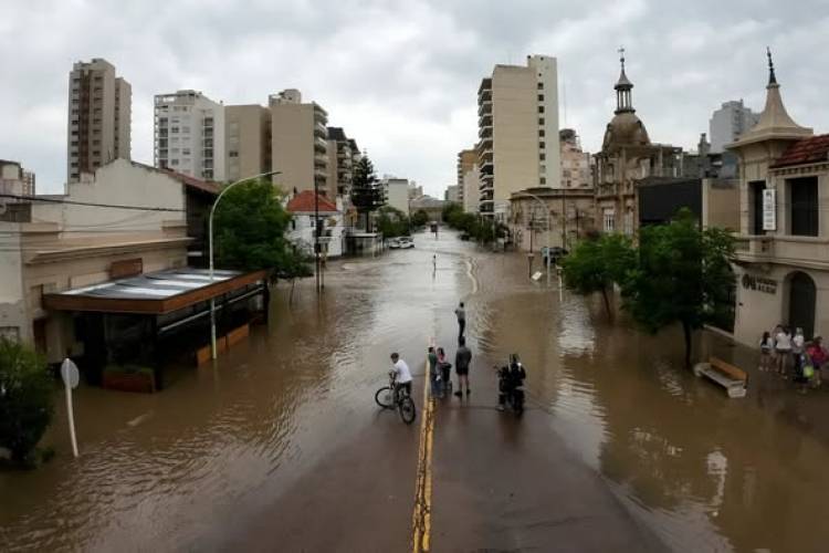 Radio Puerto Argentino realiza campaña solidaria para Bahía Blanca 